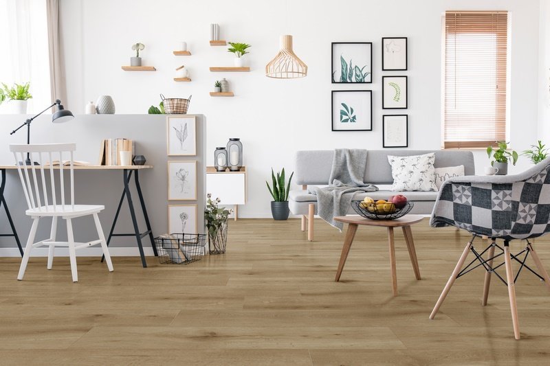 Callisto 5103 (rigid click) Natural Oak Smoked gelegd in een interieur