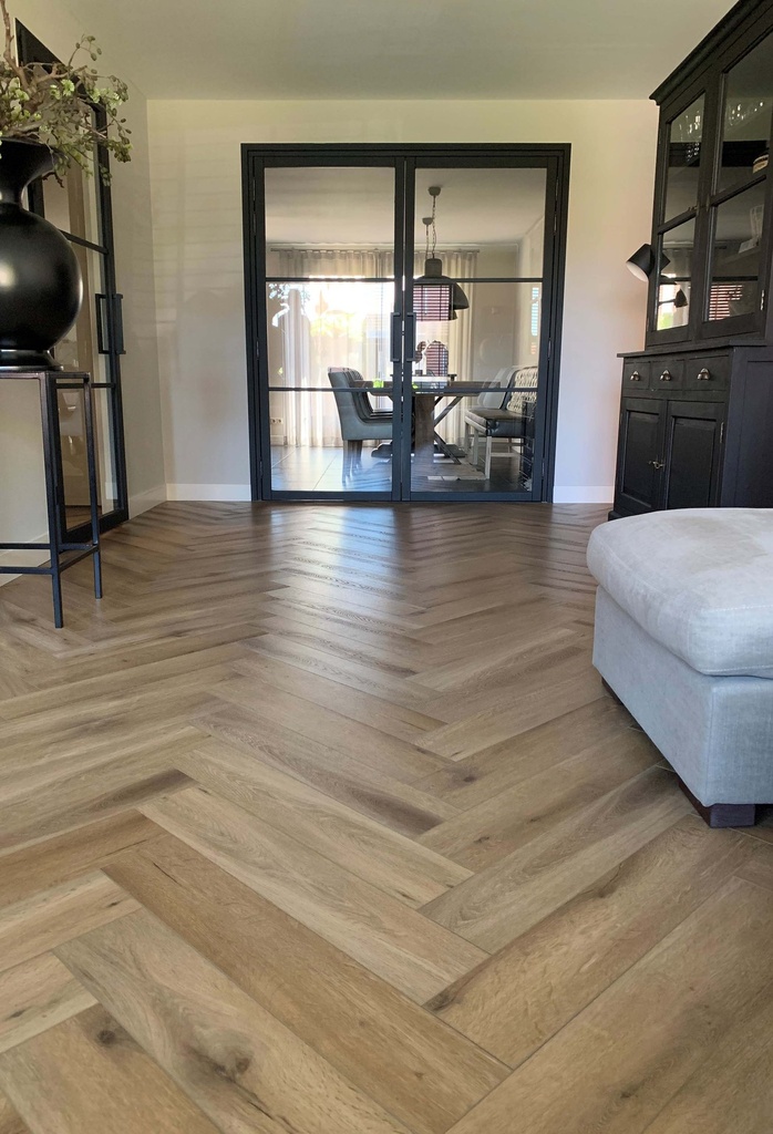 Callisto Visgraat 4202 (dryback) Natural Oak (interieur)
