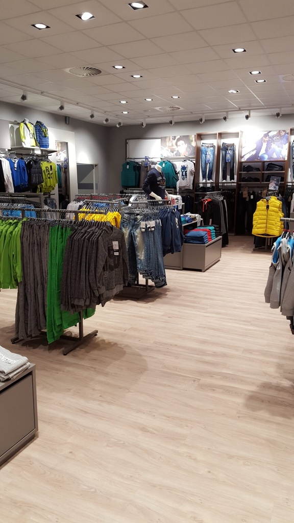[P680] Sense P680 plank plak PVC - sfeerbeeld