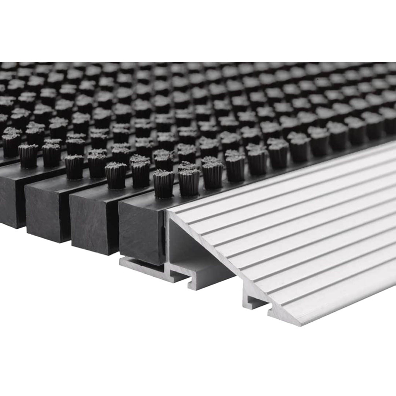 Luxe buitenmat zwart met zilver strip 50 x 80 cm (2)
