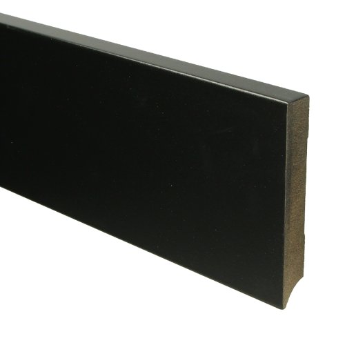 [15946] MDF Moderne plint 120x18 voorgelakt RAL 9005