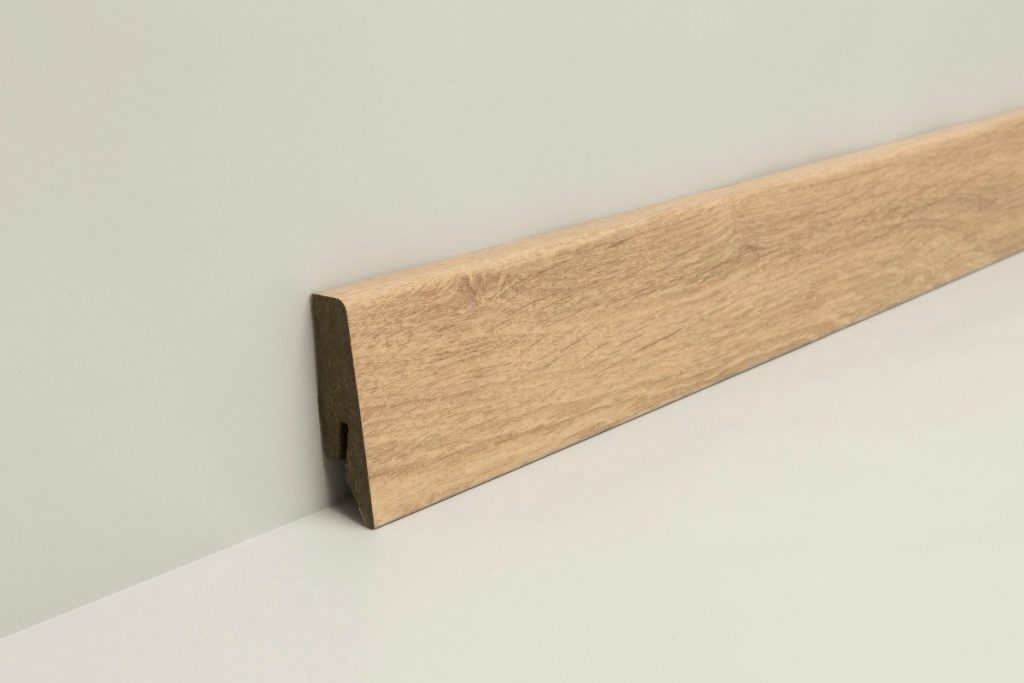 Joka Aqua Plint 18x58mm Aq Profiel 660 Fo8860 Aqua Aq Ei524 660 Xplora 2600x18x58mm