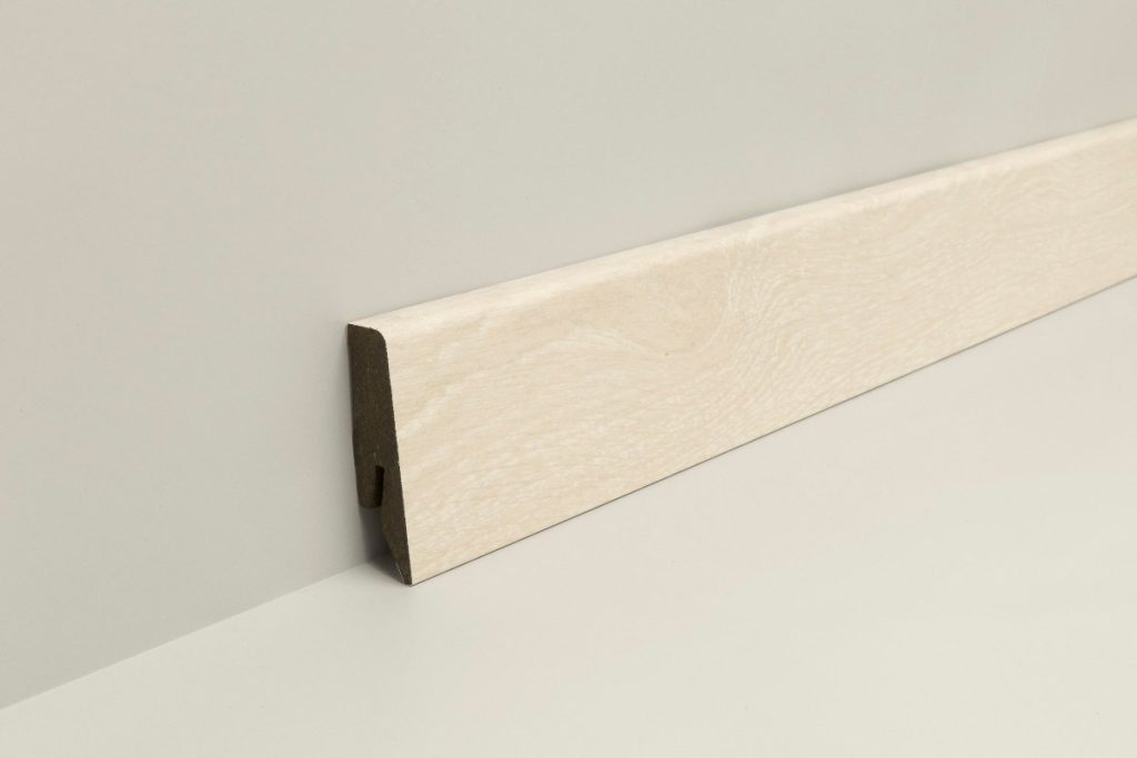 Joka Aqua Plint 18x58mm Aq Profiel 660 Fo8860 Aqua Aq Ei538 660 Xplora 2600x18x58mm