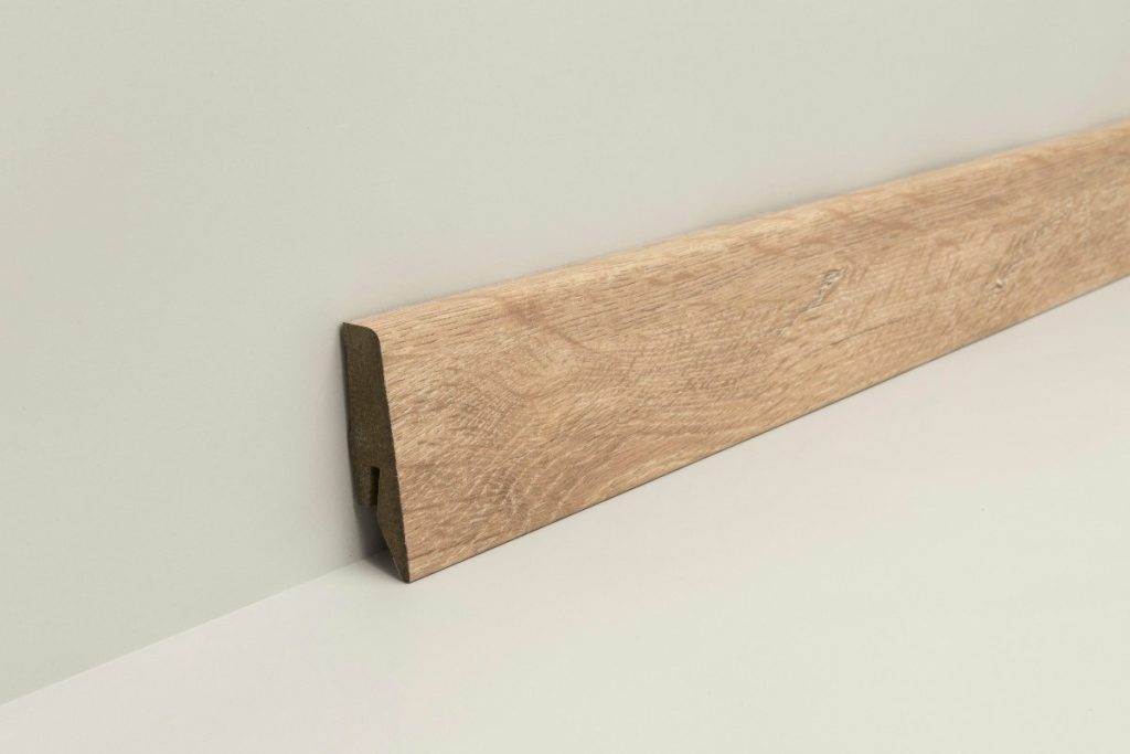 Joka Aqua Plint 18x58mm Aq Profiel 660 Fo8860 Aqua Aq Ei557 660 Xplora 2600x18x58mm