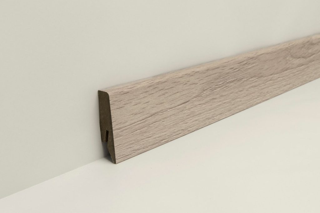 Joka Aqua Plint 18x58mm Aq Profiel 660 Fo8860 Aqua Aq Ei585 660 Xplora 2600x18x58mm