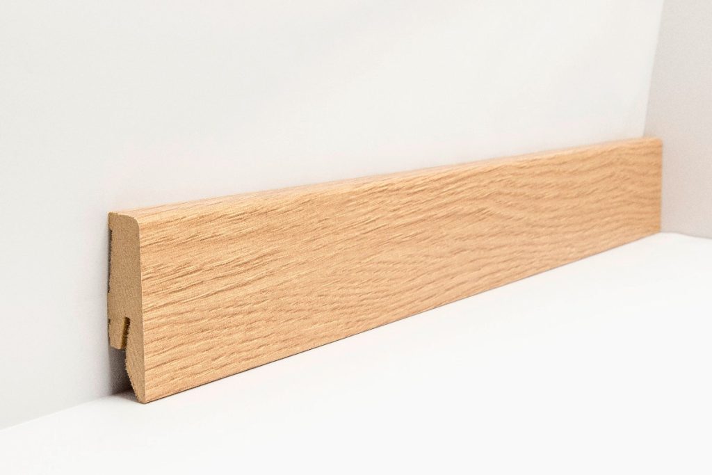 JOKA Plint 18x58mm folie (FO) profiel #660 FO8860 FO EI533 2400x18x58mm