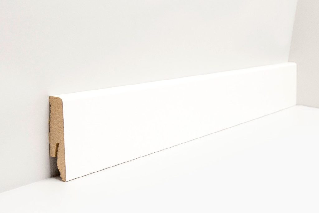 JOKA Plint 18x58mm folie (FO) profiel #660 FO8860 FO WS10 2400x18x58mm