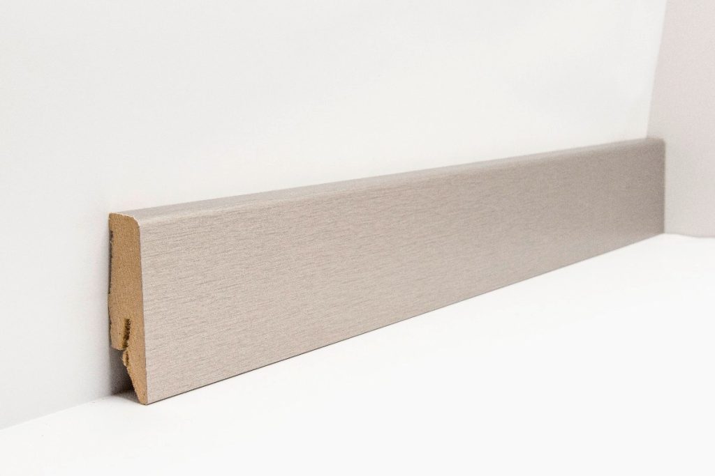 JOKA Plint 18x58mm folie (FO) profiel #660 FO8860 FO WX21 2400x18x58mm